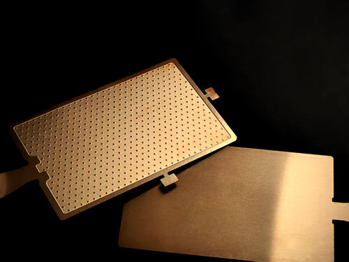 Últimos blogs da empresa sobre Chemical Etching for Ultra-Thin Vapor Chambers: Market Trends, Manufacturing, and Material Selection