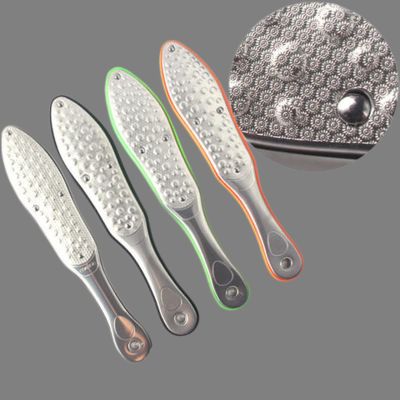 Bom preço. Removedor de Calos Ferramenta Esfoliante de Pés Limas de Pés de Metal Para Remoção de Pele Morta e Raspador de Pés on-line